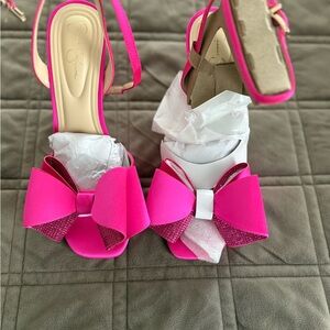 Jessica Simpson Fuchsia Bow Heels